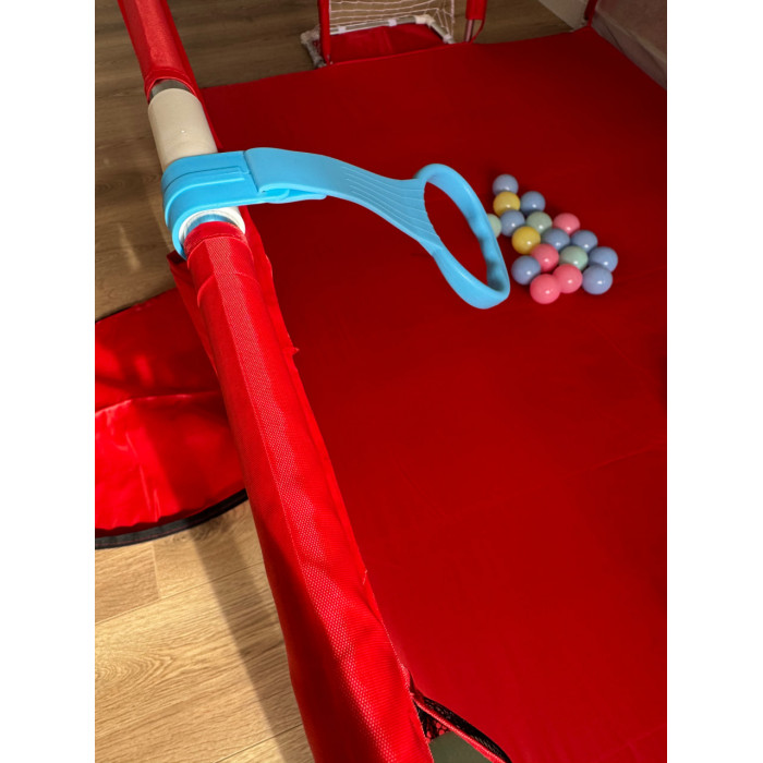 Детский игровой манеж 120×180 см Красный с баскетбольным кольцом, воротами, шариками и ручками — безопасное пространство для малыша