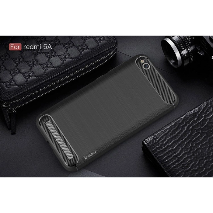 Силиконовый бампер Ipaky с карбоновыми вставками для Xiaomi Redmi 5a (чёрный) Силиконовый бампер Ipaky с карбоновыми вставками для Xiaomi Redmi 5a (чёрный)