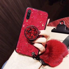 Силиконовый чехол с попсокетом и меховым помпоном для Xiaomi Mi 9 Lite Красный